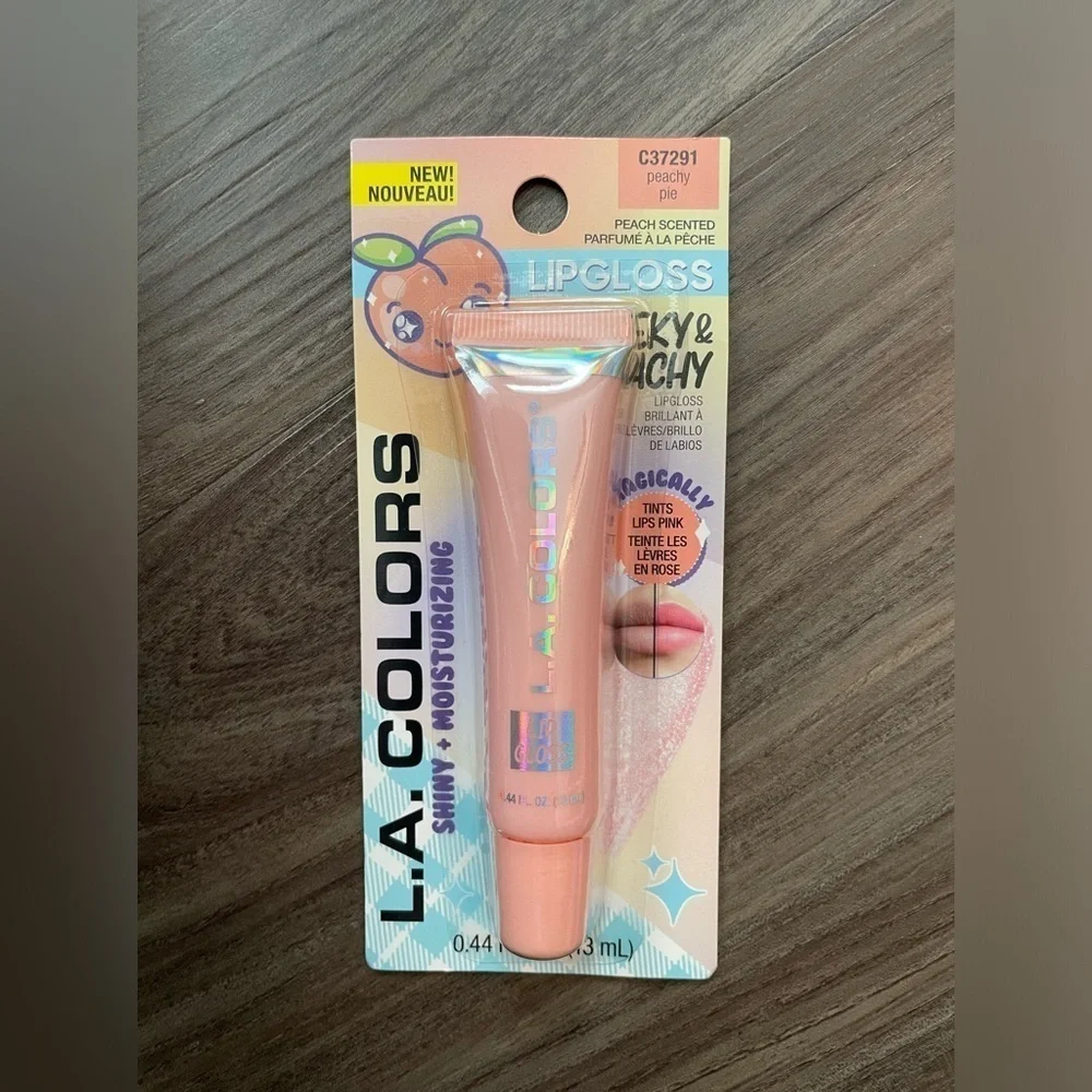 L.A. Colors shiny + moisturizing Peach Lip Gloss - NWT